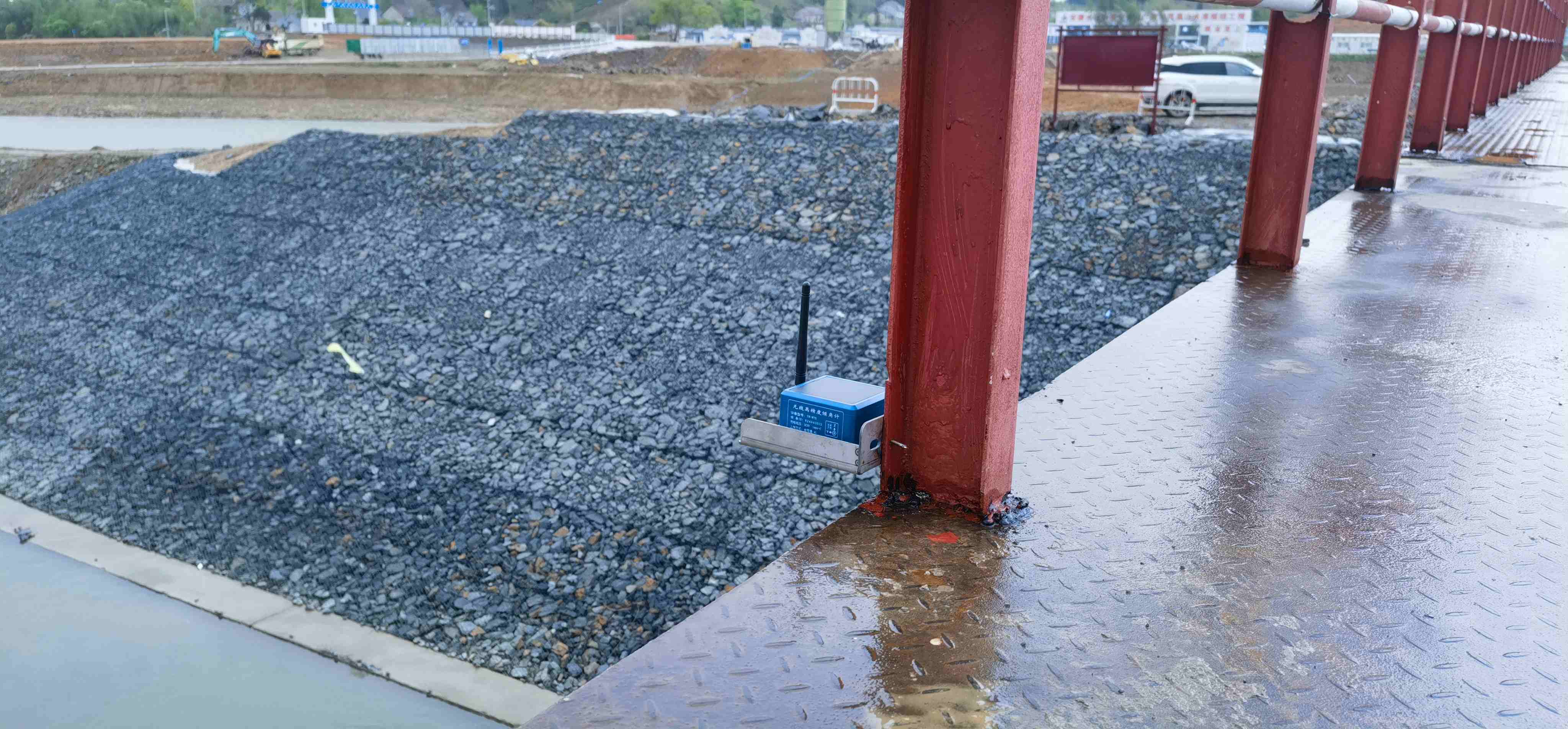 安徽建工凤凰山水库钢边桥监测