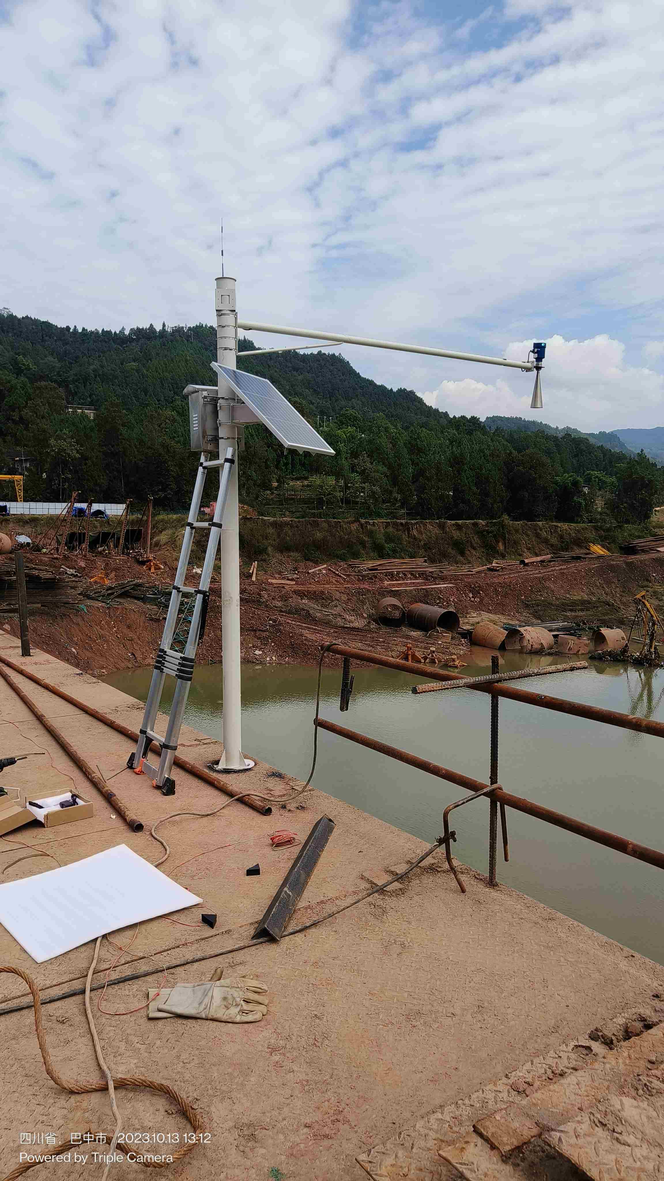 四川某山体河道水雨情监测