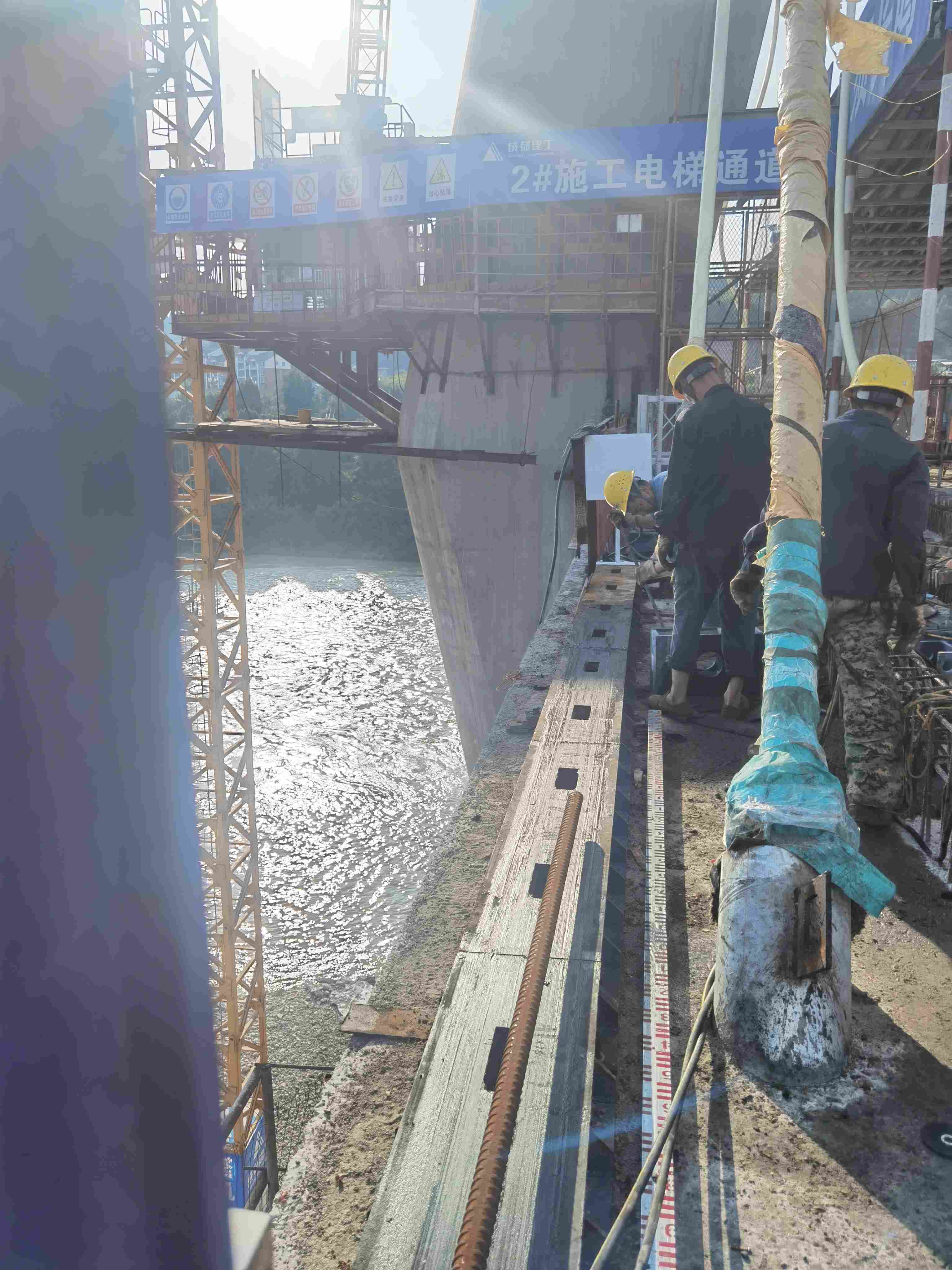 中铁大桥局广元市苍溪县挂篮监测项目